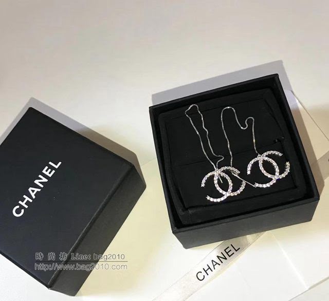 chanel耳環 香奈兒Chanel經典滿鑽 純銀系列 流蘇經典logo耳線 925純銀耳環  gzsc1432
